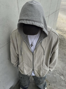 Sweat à capuche zippé pour homme en coton épais, avec logo brodé personnalisé, effet vieilli, coupe oversize et surpiqûres contrastées externes - Product Image 4