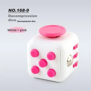 New vuông nhựa căng thẳng cứu trợ ma thuật <span class=keywords><strong>Cube</strong></span> thần tài đồ chơi với bầu trời đầy sao thiết kế unisex - Product Image 6