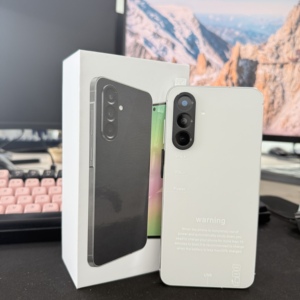สมาร์ทโฟนรุ่น Global Version A56 ระบบปฏิบัติการ Android 15 หน่วยความจำ 12 GB+512 GB หน้าจอ HD ขนาด 6.9 นิ้ว ซีพียูแบบ 8 คอร์ ราคาโรงงาน - Product Image 4
