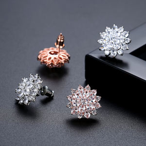 LUOTEEMI Anting-Anting Wanita, Anting-Anting Lapis Emas Merah Muda, Potongan Sempurna Mewah Zirkonia Kubik Bening, Hadiah Hari Valentine, Perhiasan Bunga - Product Image 4