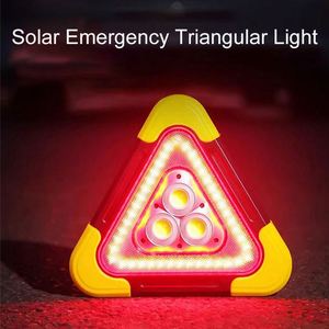 Triangle de signalisation solaire, kit d'outils pour voiture, lampe d'alarme d'urgence pour la sécurité routière, lumière clignotante portable - Product Image 2