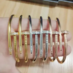 Fine Jewelry Wholesale Fashion Women Crystal Stainless Steel Nail Bracelet Fashion Famous brands Bangle