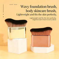 Pinceau de fond de teint professionnel de qualité supérieure avec logo personnalisé, commande en gros mixte, pinceau doux pour maquillage et huile corporelle scintillante