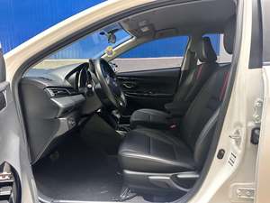 Voiture d'<span class=keywords><strong>occasion</strong></span> Yaris 2021 à faible consommation de carburant, avec 25001-50000 milles et 100-150 CV, à vendre - Product Image 4