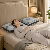 Oreiller de cou ergonomique réglable en mousse à mémoire de forme souple au charbon de bois, avec taie d'oreiller grise lavable, à récupération lente pour le soutien du cou