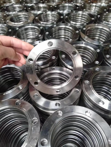 Hot Sale Forged ASTM A105 Carbon Steel Weld Neck <b>Flange</b> 4 Inch 8 <b>Bolt</b> Holes Industrial Pipe Fitting for Oil Gas Pipeline System - Product Image 3