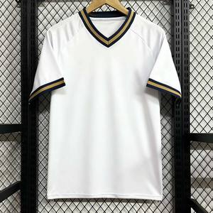 Camiseta de Fútbol Americano Personalizada 2026 de Alta Calidad para Fanáticos, Venta al Por Mayor, Ligera, de Malla, Estampada, 100% Poliéster, Transpirable y de Secado Rápido - Product Image 2