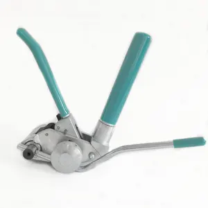 The manufacturer's direct cable tie tool is used to cut and tighten cable ties