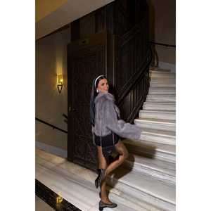 Manteaux en fausse fourrure anthracite pour femmes, élégants vêtements d'extérieur en fausse fourrure - Product Image 1