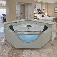 Baignoire autoportante moderne de 1,5 m avec hydromassage et accessoires pour salle de bain d'hôtel