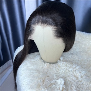 Perruque sans colle en cheveux vierges vietnamiens, ondulés, avec dentelle transparente HD 13x6, pour femmes - Product Image 1