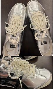 Breloques de chaussures en perles avec nœud pour baskets, décorations en perles, chaîne à nœud perlé avec boucle, accessoires DIY pour chaussures et baskets pour femme - Product Image 4