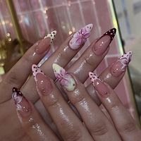 Offre Spéciale : Faux Ongles Gothiques en Velours à Coller, 24 Pièces, Forme Cercueil Moyenne, Motif Rose Noire et Dentelle, Thème Dark Romance, Vente en Gros
