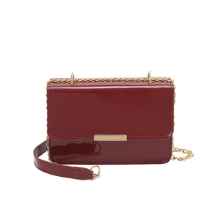 Sac bandoulière élégant en cuir PU verni brillant avec chaîne, modèle <span class=keywords><strong>rectangulaire</strong></span>, pour soirées et usage quotidien 2026 - Product Image 3