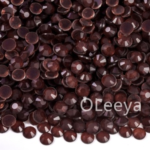OLeeya Factory Wholesale Rhinestone Bulk Neon Fluorescence Crystals Flatback Non Hotfix Rhinestones for Garment Decoration - Product Image 2