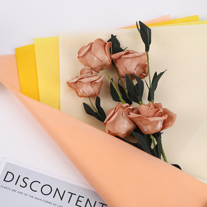 Papier de <span class=keywords><strong>soie</strong></span> en gros, couleurs mélangées, papier de confettis, papier d'emballage, papier de <span class=keywords><strong>soie</strong></span>, diverses couleurs disponibles - Product Image 4