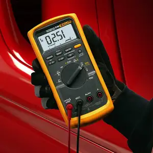 Analog bar graph to track changing or unstable signals 10 meg ohm input impedance Fluke 88V Deluxe Automotive Multimeter