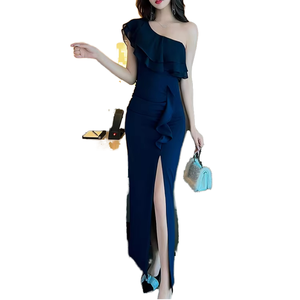 31528 #   Nuevo Vestido de Dama de Honor para Comercio Exterior 2024, Estilo Trompeta/Sirena, con Bordado, Organza, Volantes de Piel y Detalles de Confección - Product Image 1