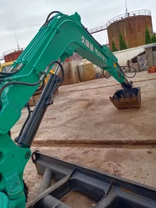 รถขุดตีนตะขาบ KX161 ZCP II ขนาด 6 ตัน พร้อมบุ้งกี๋ขุดขนาด 0.2 ลูกบาศก์เมตร มือสอง สีเขียวและสีเหลือง - Product Image 3