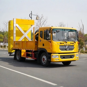 China Dongfeng 4x2 Highway Crash Attenuator Truck Anti Collision Buffer LED Warning Light Manual Transmission - Product Image 2