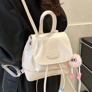Sac à dos en cuir PU bicolore pour femme avec poignée supérieure convertible et décoration de bouton Sac convertible à la mode - Product Image 5