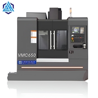 Centro de Mecanizado Vertical de Alta Precisión VMC650, Fresadora CNC de 3 Ejes para Piezas Médicas y Automotrices con Husillo Taiwan BT40
