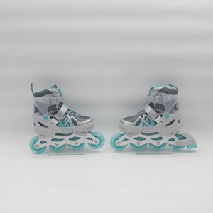 <span class=keywords><strong>Pattini</strong></span> in <span class=keywords><strong>linea</strong></span> verdi regolabili da <span class=keywords><strong>donna</strong></span> - Product Image 4