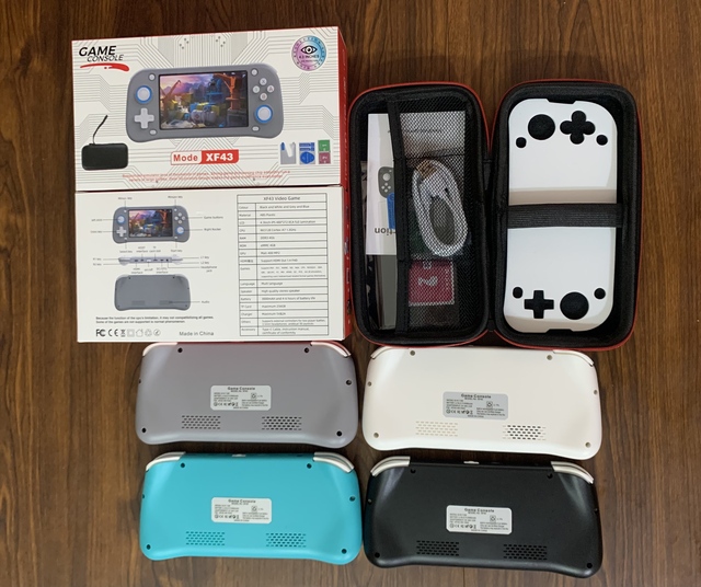 XF43 Handheld Video Game Console 4.3inch Portable Classic Retro Gaming Player Controller Joystick Box for Kids Christmas Gifts