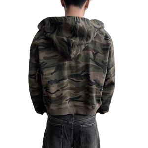 Sweat-shirt à capuche zippé pour homme, 100% Coton, 400 grammes, doux, coupe ajustée, style urbain camouflage, grammage lourd, vente en gros - Product Image 4