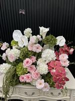 Arrangement floral de mariage rose et blanc de 80 cm, fleurs artificielles en soie, hydrangea vert, calla lily, centre de table pour la décoration de mariage