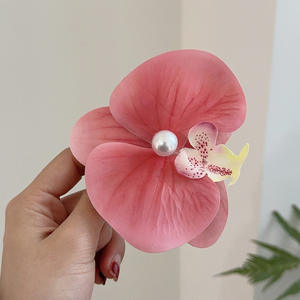 Venta al por mayor nuevo modelo elegante mariposa orquídea flor pinzas para el <span class=keywords><strong>cabello</strong></span> mujer frente perla accesorios para el <span class=keywords><strong>cabello</strong></span> flequillo lateral - Product Image 5