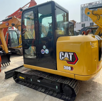Excavatrice hydraulique compacte sur chenilles Caterpillar CAT306 de 6 tonnes, mini-pelleuse d'origine pour le terrassement urbain et l'aménagement paysager