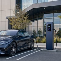 Pengisi Daya AC EV Portabel 11kW 22kW Tipe 2 GB T Unit Pengisian Daya Komersial untuk Parkir dan Armada