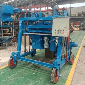 เครื่องทำบล็อคคอนกรีตแบบกลวงเครื่องทำอิฐซีเมนต์แบบเคลื่อนที่ได้ - Product Image 5