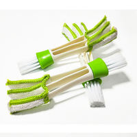 Brosse de nettoyage pour grille d'aération de voiture, manchon en microfibre, brosse à poils doux pour le nettoyage des fentes et l'élimination de la poussière des sorties d'air de voiture