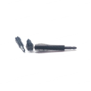 Brosse à mascara en silicone souple avec tête en caoutchouc, applicateur réutilisable pour séparer et recourber les cils, outil de maquillage en silicone - Product Image 1