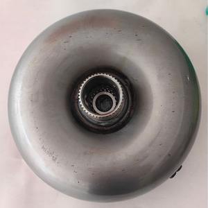 Convertidor de par Clark 24435299 para montacargas de combustión interna, cojinete liso de hierro fundido, pieza usada - Product Image 4