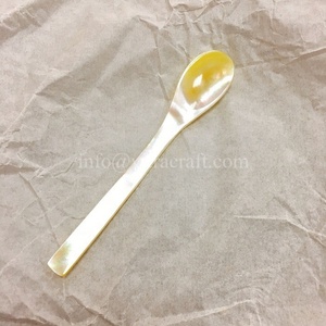 Cuillère miniature luxueuse en nacre jaune, cuillère à caviar, cuillère à épices, sûre à utiliser, taille 7-12 cm - Product Image 2