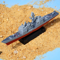 8 pièces par ensemble de modèles de passe-temps en plastique croiseurs de mer ensemble militaire Navire de la marine Kits de Construction éducatifs pour enfants sous-marins navires de guerre