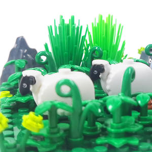 Set de Bloques de Construcción Escena de Granja con Ovejas, Perros y Animales, Compatible con Cualquier Marca, Juguete Educativo DIY para Niños, Incluye Placa Base IQFUN - Product Image 6