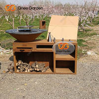 Barbecue moderne en acier corten avec chariot pour usage extérieur