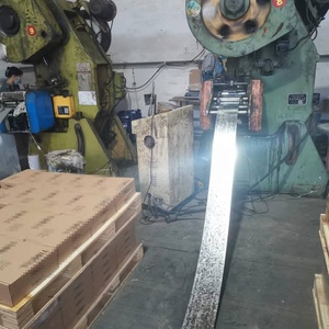 Corbata de pared de ladrillo de acero galvanizado moderno, diferentes tamaños, formas, tipo de placa, construcción de edificios de oficinas, composición química de Metal - Product Image 4