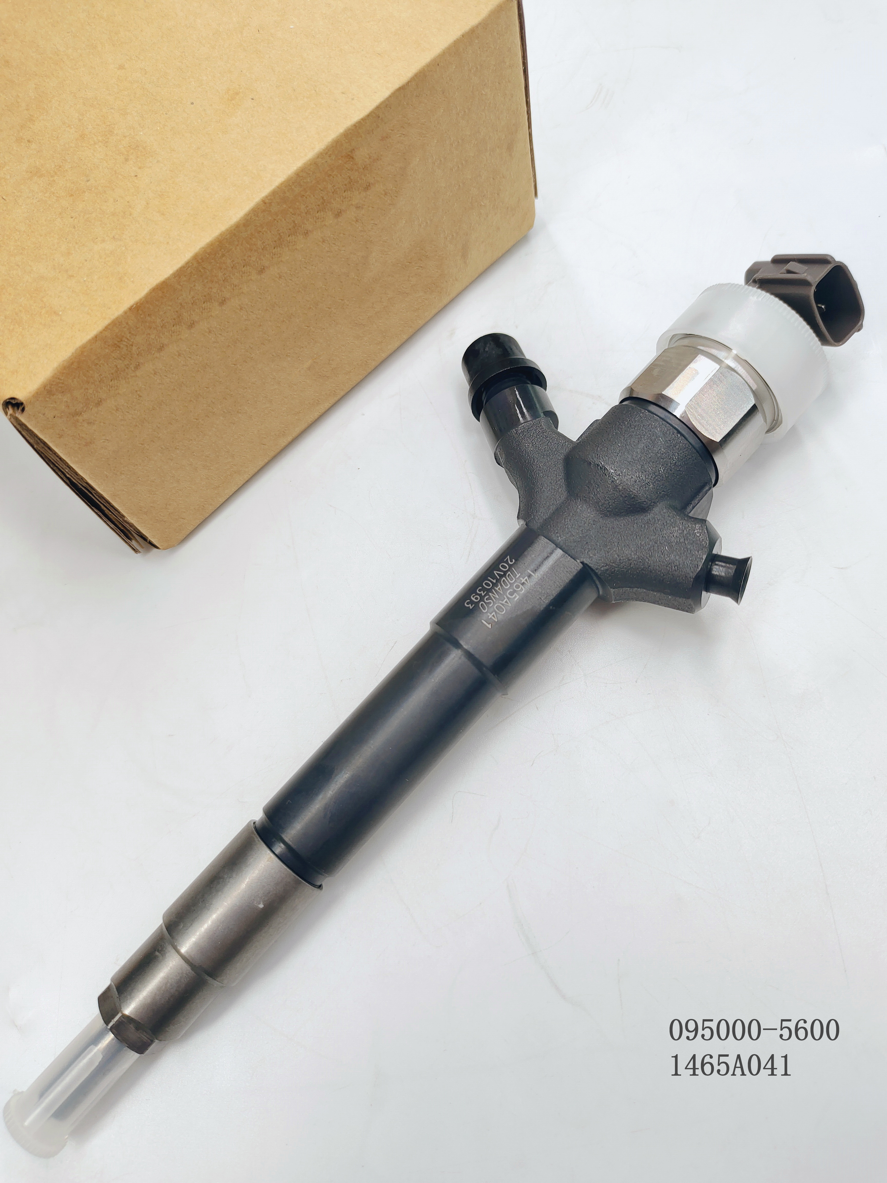 High Quality Diesel Injector 095000-6030 Common Rail Disesl Injector 33800-87000