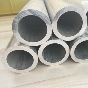 <span class=keywords><strong>Tube</strong></span> en <span class=keywords><strong>aluminium</strong></span> 6082 T6 personnalisé, <span class=keywords><strong>diamètre</strong></span> extérieur 25mm-200mm x paroi 3mm-12mm, pour garde-corps de pont et pièces structurelles de grue. - Product Image 6