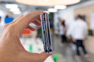 GSM-FIX Z <span class=keywords><strong>4</strong></span> Z Flip4 5G F721U1 F721B 6.7 "8GB 128/<span class=keywords><strong>256</strong></span>/512GB NFC Snapdragon ต้นฉบับพับได้ใหม่โทรศัพท์ - Product Image 4