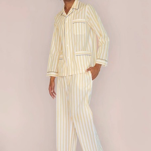 Set <span class=keywords><strong>Pigiama</strong></span> da <span class=keywords><strong>Uomo</strong></span> alla Moda a Righe, Comodo e Caldo, con Camicia a <span class=keywords><strong>Maniche</strong></span> <span class=keywords><strong>Lunghe</strong></span> e Pantaloni Lunghi per Casa - Product Image 1