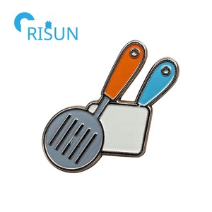 Fabricant <span class=keywords><strong>de</strong></span> mélangeur <span class=keywords><strong>de</strong></span> <span class=keywords><strong>Stand</strong></span> <span class=keywords><strong>de</strong></span> cuisine en émail personnalisé, Chef cuisinier, chapeau <span class=keywords><strong>de</strong></span> boulanger, épingles <span class=keywords><strong>de</strong></span> revers, Badges broches <span class=keywords><strong>de</strong></span> cuisine personnalisé, épingle <span class=keywords><strong>de</strong></span> Chef en émail - Product Image 3