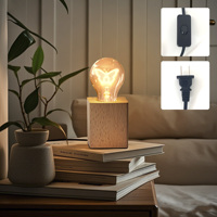 Romantique A60 220V-240V E27 2W Verre Ampoule Lampe De Table Base En Bois Éclairage Ambiant En Forme De Coeur Veilleuse pour Chambre Moderne