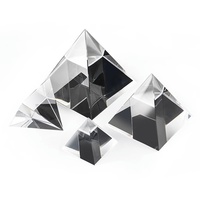 Großhandel 4CM Optische K9 Kristallpyramide 3D Lasergravierter Fotografie-Block Blanko Glaswürfel Briefbeschwerer zum Gravieren