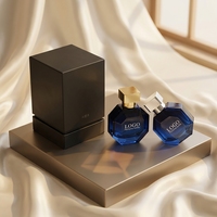 Flacon de parfum en verre à base épaisse de couleur bleu profond, avec atomiseur, bouchon carré doré ou argenté, boîte cadeau, décoration de luxe pour la vanité